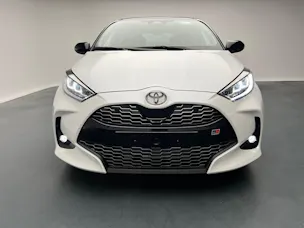 Toyota Yaris 1.5 VVT-i HSD GR Sport