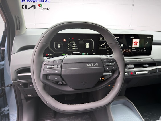 Vehicle image 7 Vehicle image 7