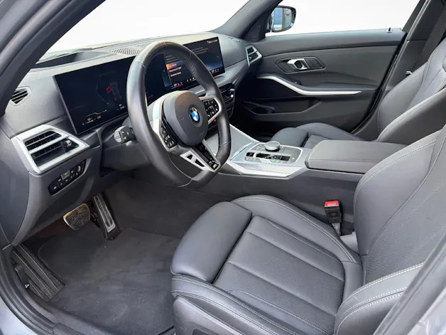 BMW 330d xDrive Touring