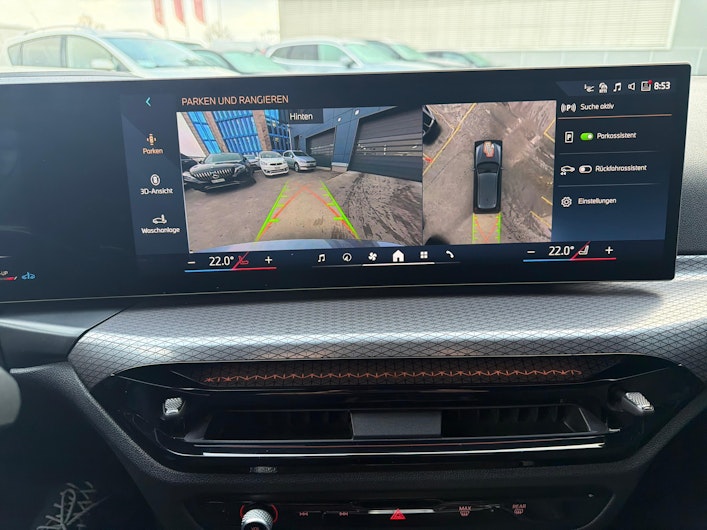 Vehicle image BMW 3 SERIES