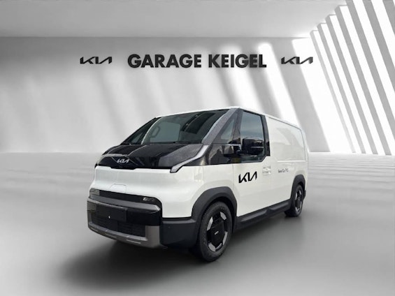 First vehicle image First vehicle image