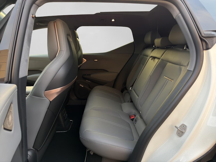 Vehicle image ZEEKR X