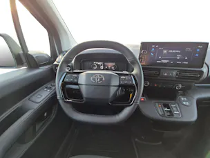Toyota PROACE CITY Van L2 52KWh Active