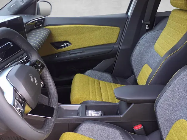 Renault R5 E-TECH ELECTRIC iconic five 150PS Comfort Range