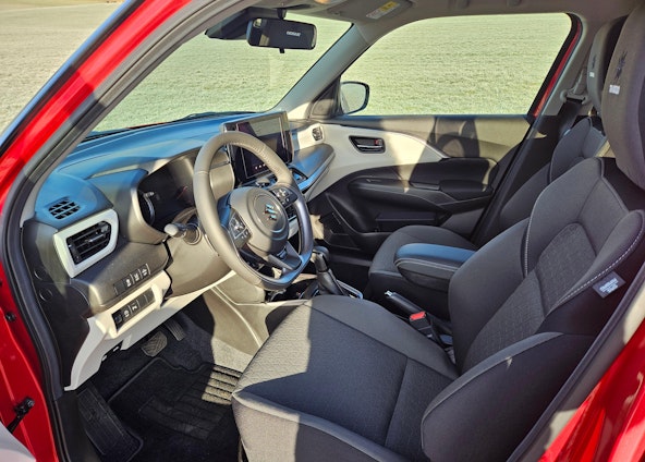 Vehicle image 5 Vehicle image 5