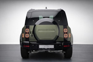 Vehicle image LAND ROVER Defender 90 3.0 D I6 350 X-Dynamic HSE