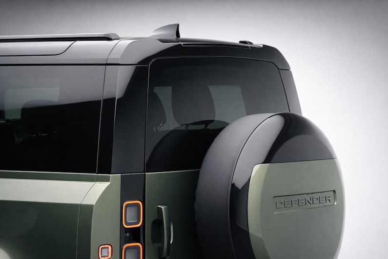 Vehicle image LAND ROVER DEFENDER