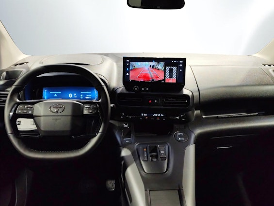 Vehicle image 9 Vehicle image 9