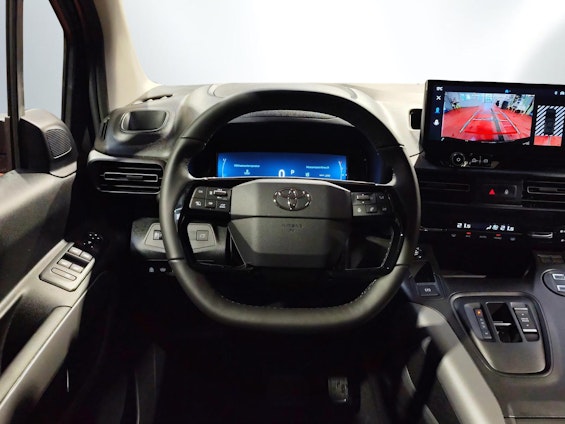 Vehicle image 10 Vehicle image 10