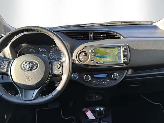 Vehicle image 7 Vehicle image 7