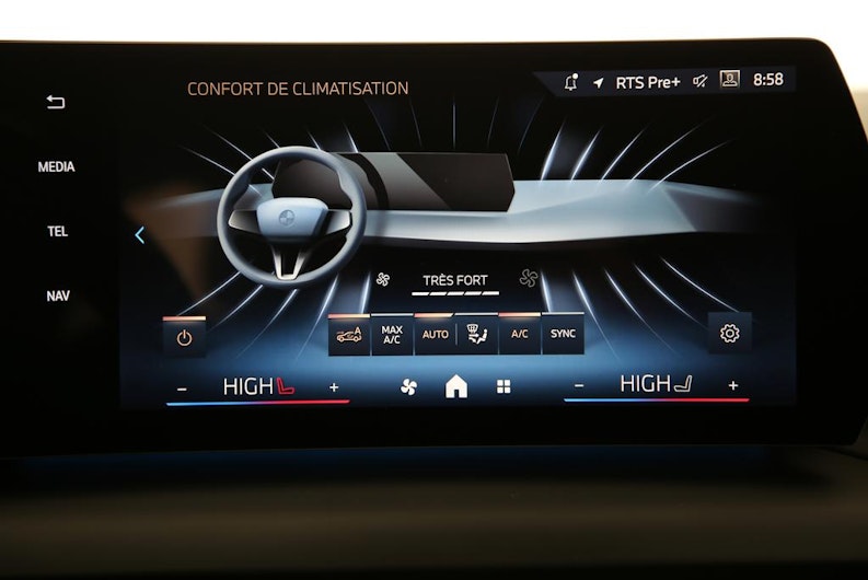 Vehicle image BMW 1 SERIES