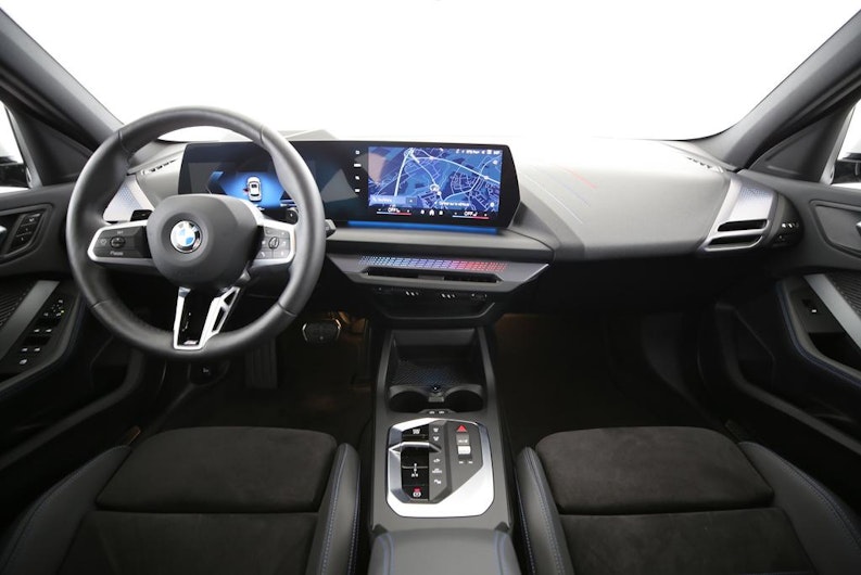 Vehicle image BMW 1 SERIES