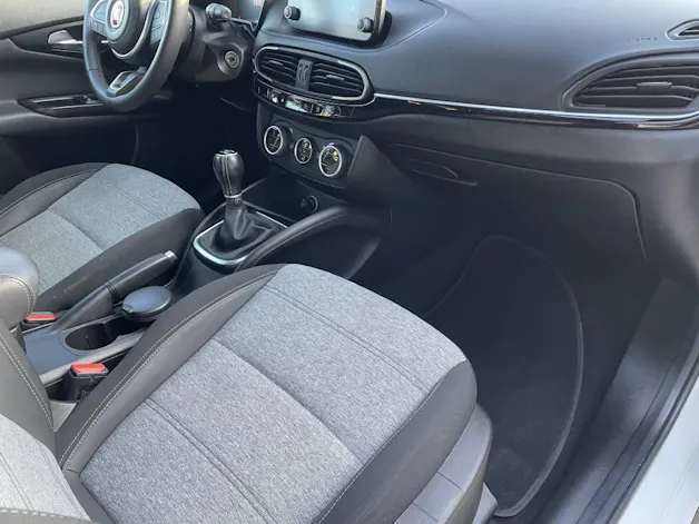 Fiat Tipo 1.0 T3 Cross