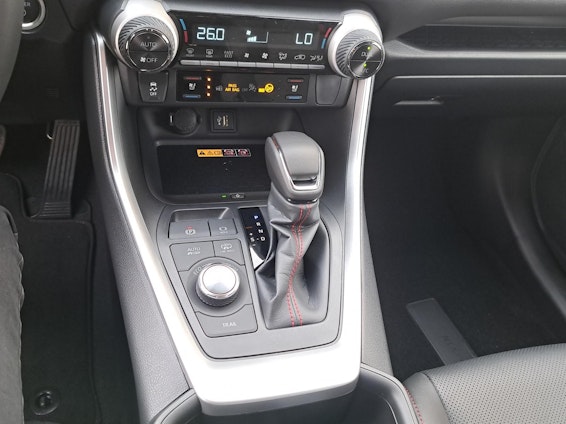 Vehicle image 15 Vehicle image 15