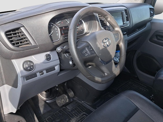 Vehicle image 14 Vehicle image 14