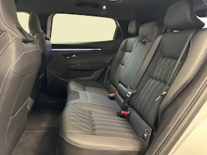 https://vehicle.imgix.net/4159758/da8cfc37-3350-4591-98ea-2c8ad2ab407f.jpg