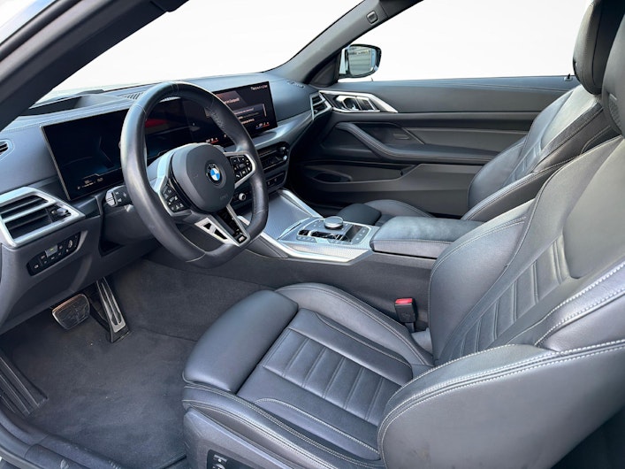 Vehicle image BMW 4 SERIES