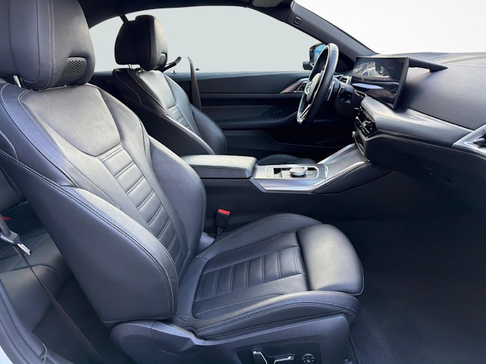 Vehicle image BMW 4 SERIES