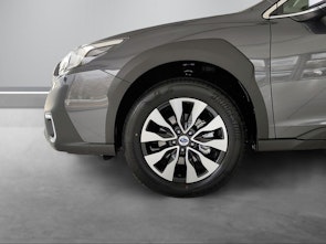Vehicle image SUBARU Outback 2.5i Final Edition