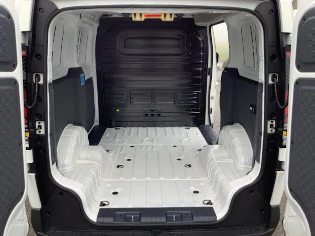 Kia PV5 Cargo 71.2 kWh Plus