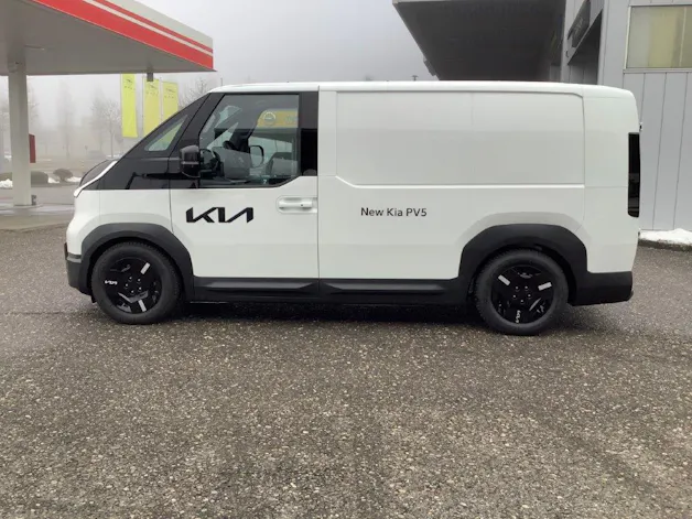 Kia PV5 Cargo 71.2 kWh Plus