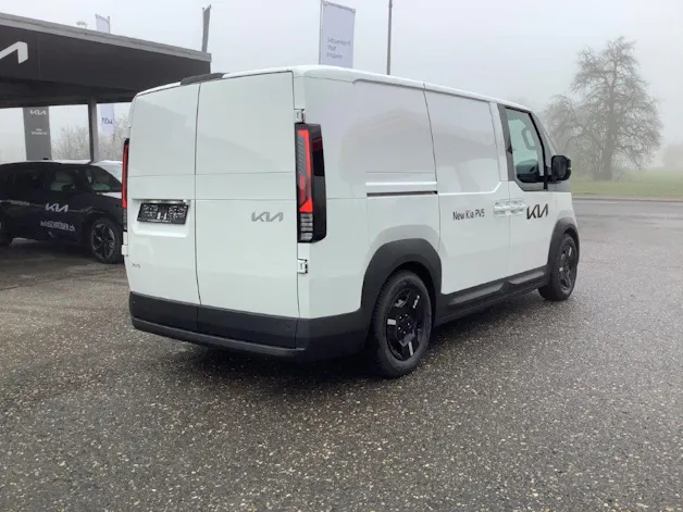 Kia PV5 Cargo 71.2 kWh Plus