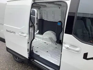 Kia PV5 Cargo 71.2 kWh Plus