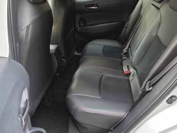 Vehicle image 8 Vehicle image 8