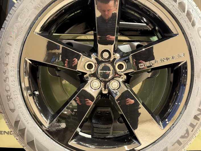 Vehicle image LAND ROVER DEFENDER