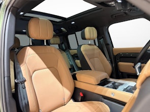 Vehicle image LAND ROVER Defender 110 3.0 D I6 350 X