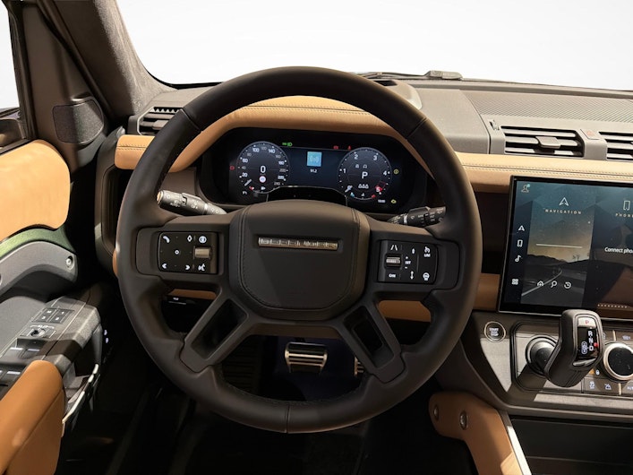 Vehicle image LAND ROVER DEFENDER