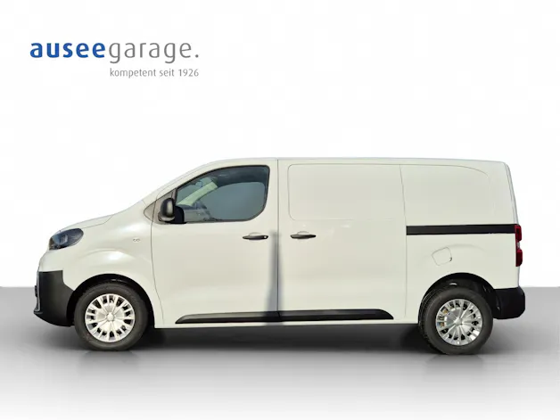 Toyota PROACE Van L1 2.2 D Advanced