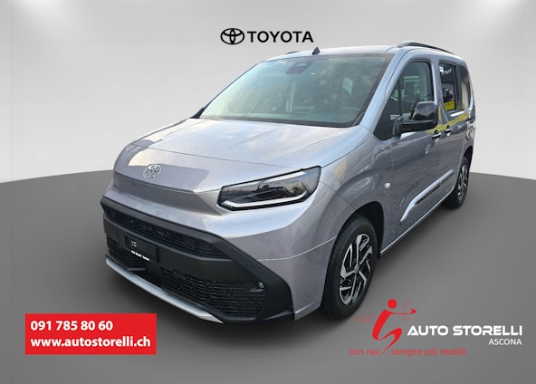 First vehicle image First vehicle image