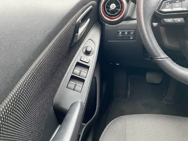 Mazda 2 SG90 AT Homura Navi