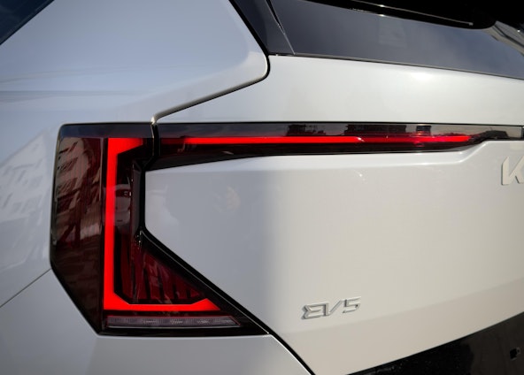 Vehicle image 3 Vehicle image 3