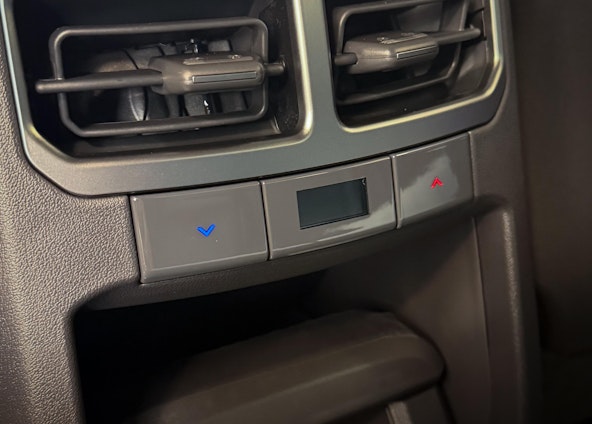 Vehicle image 24 Vehicle image 24