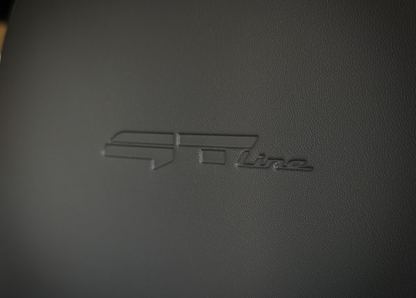 Vehicle image 16 Vehicle image 16