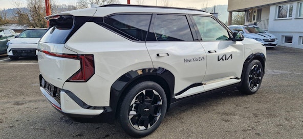 Vehicle image 11 Vehicle image 11