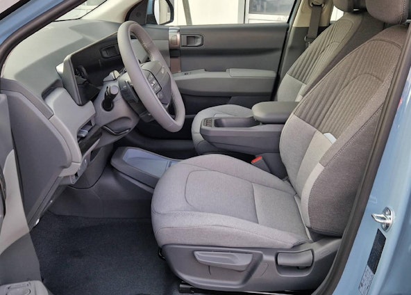 Vehicle image 3 Vehicle image 3