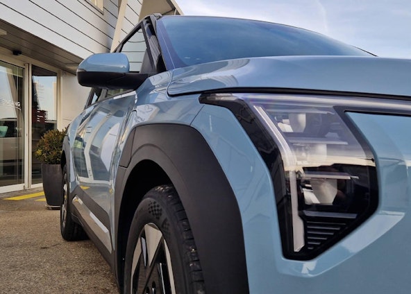 Vehicle image 14 Vehicle image 14