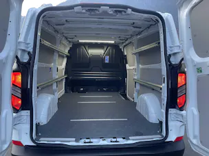 Ford Transit Custom Van 320 L2 2.5 Duratec 233PS Trend PHEV