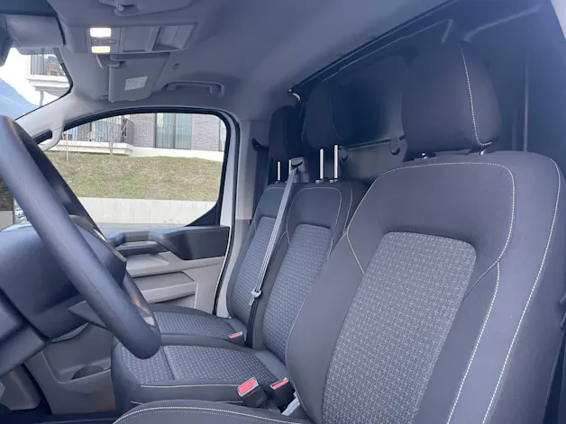 Ford Transit Custom Van 320 L2 2.5 Duratec 233PS Trend PHEV