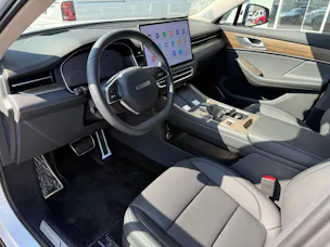 SERES 5 RWD Garage Zöllig - Finanzierung 0% Zins möglich