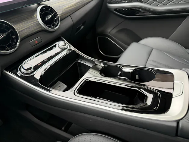 FORTHING 4 U-Tour 1.5 Turbo PHEV !! 7 Years Warranty !!