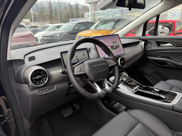 FORTHING 4 U-Tour 1.5 Turbo PHEV !! 7 Years Warranty !!