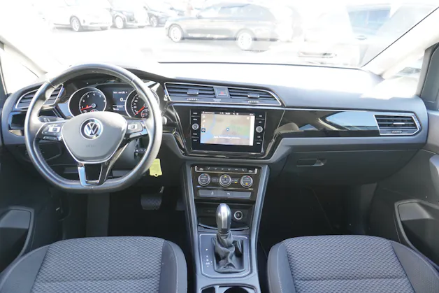 VW Touran 1.5 TSI EVO Comfortline DSG 7-PLÄTZER!!!