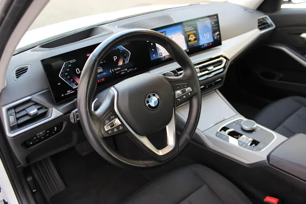 BMW 320d xDrive 48V Touring *ANHÄNGERKUPPLUNG*