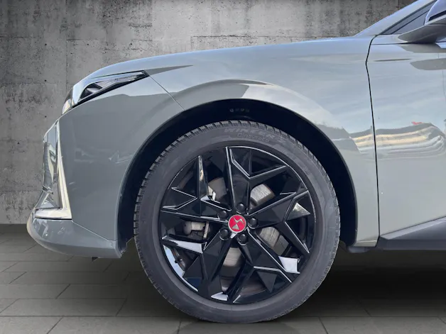 DS Automobiles AUTOMOBILES DS 4 1.6 E-Tense Performance Line+