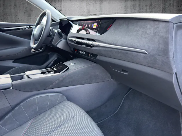 DS Automobiles AUTOMOBILES DS 4 1.6 E-Tense Performance Line+