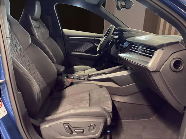 Audi A3 Sportback TFSI 110 kW S line Attraction S tronic